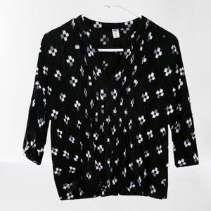 Black Flowy Top with Pattern Size XS